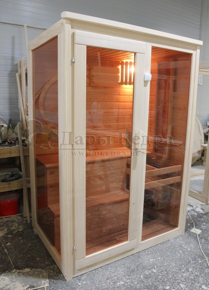 Двухместная финская сауна кабина из кедра и липы с электрокаменкой