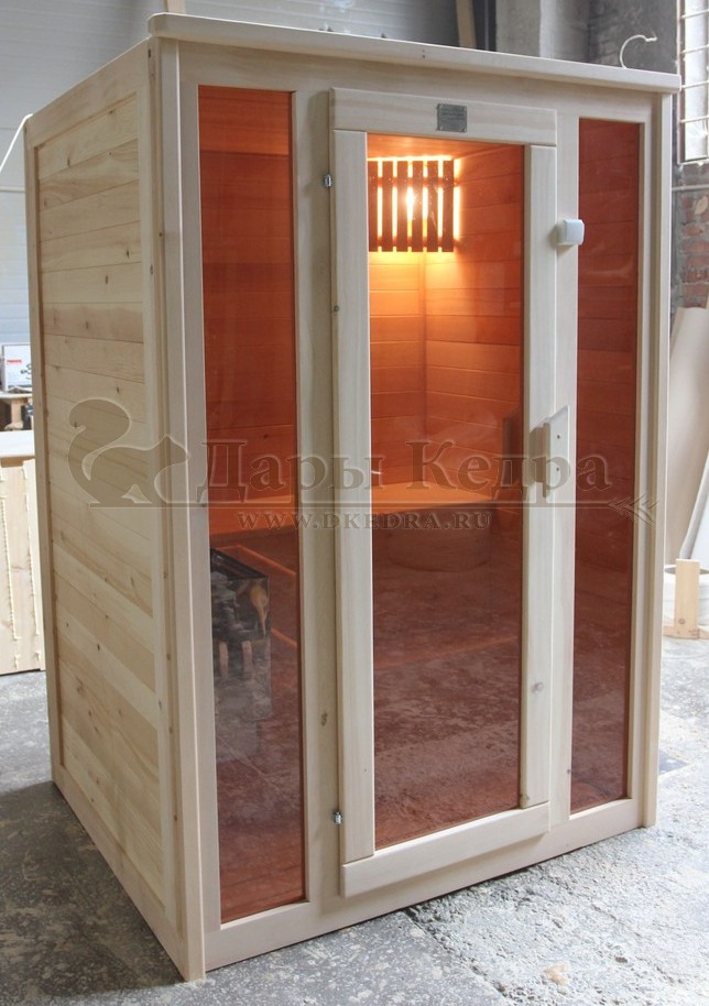 Двухместная финская сауна кабина из кедра с электрокаменкой
